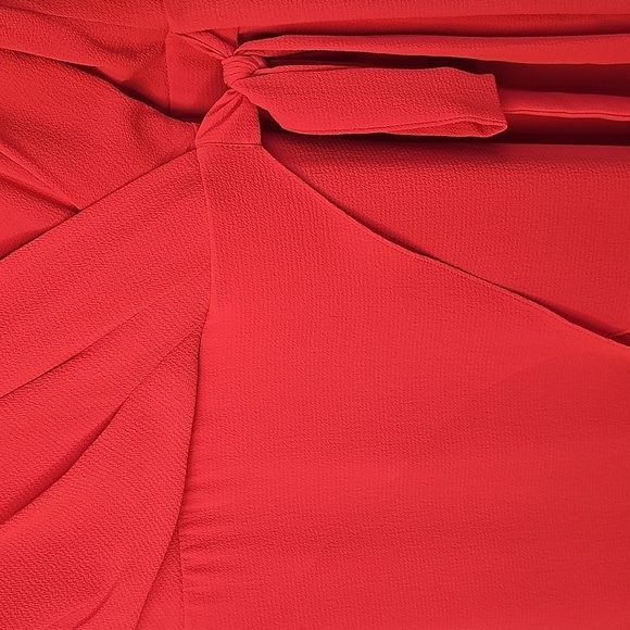 London Style Collection Vibrant Red Sleeveless Vneck Jumpsuit w Wrap Waistline - Picture 5 of 15